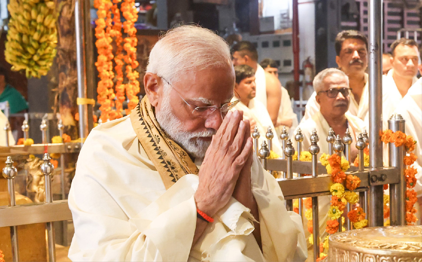 PM Performs Darshan And Puja At Guruvayur Temple In Guruvayur Kerala