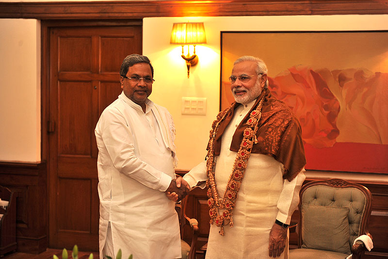 The Chief Minister of Karnataka, Shri Siddaramaiah, called on the Prime Minister, Shri Narendra Modi at 7 Race Course Road today. It was a courtesy call 