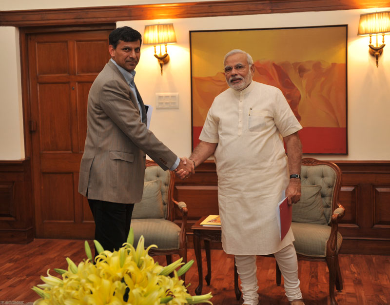 The Governor of Reserve Bank of India, Shri Raghuram Rajan calling on the Prime Minister, Shri Narendra Modi, in New Delhi on June 01, 2014.