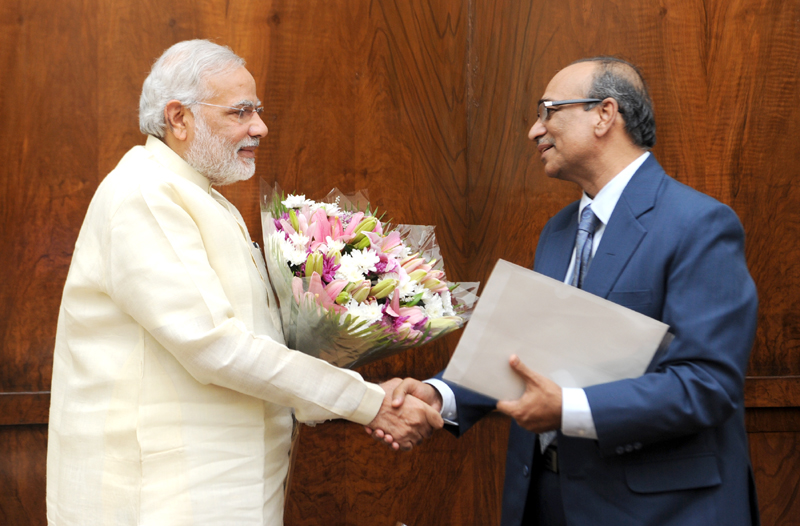 The Vice-Chairman, Aga Khan Foundation, Shri Gulam Rahimtoola calling on the Prime Minister, Shri Narendra Modi, in New Delhi on July 24, 2014