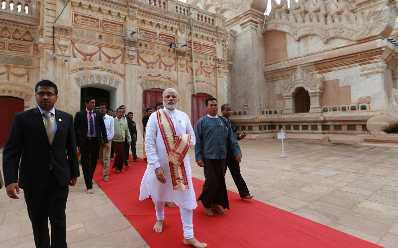 PM visits Ananda Temple, Bagan