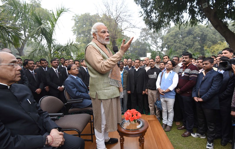 PM meets officials from PMO and SPG