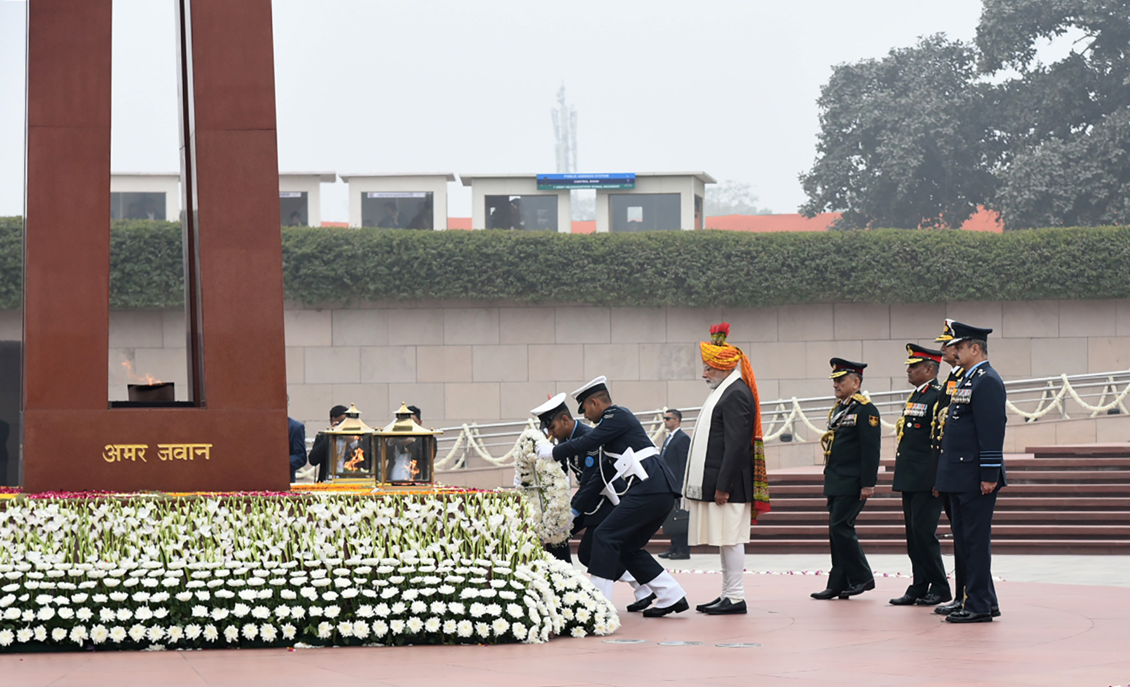 PM pays tributes at the National War Memorial on Republic Day | Prime ...