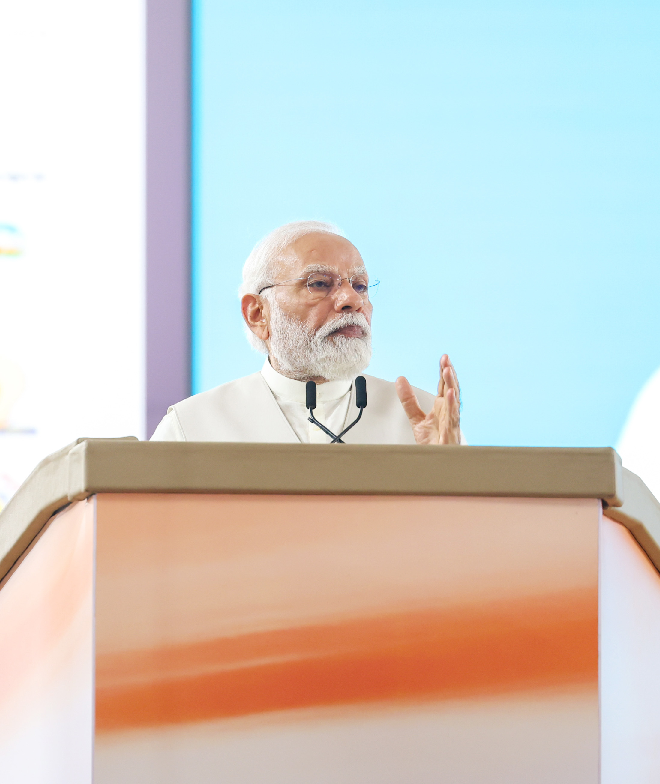 PM’s address during the foundation and inauguration of various Projects at Pune, Maharashtra