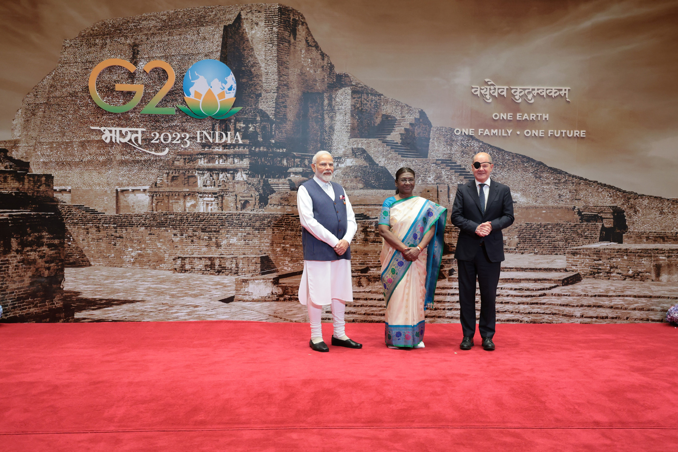 The President and PM welcomes the World leaders for gala dinner at ...