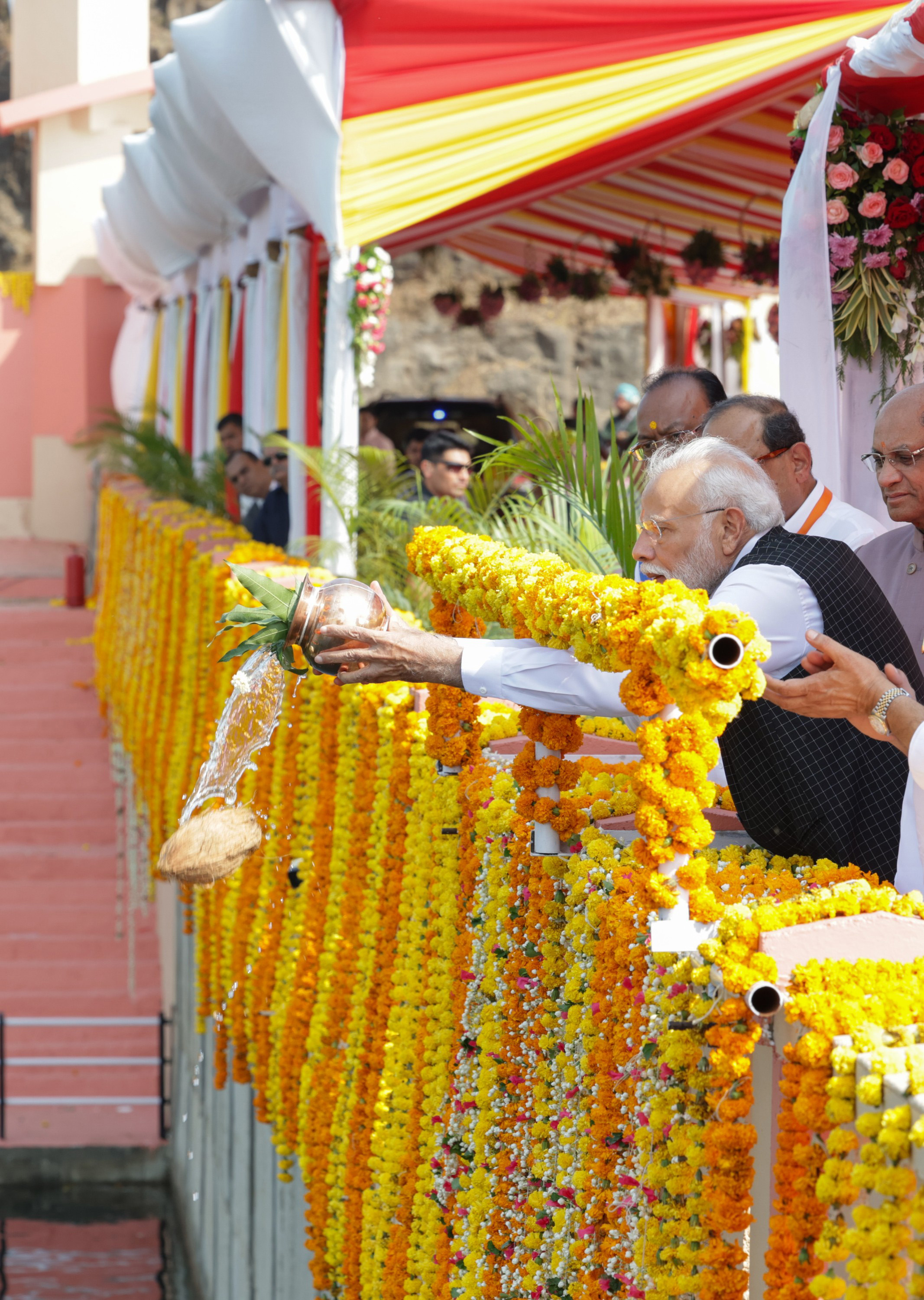 PM performs Jal Pujan of Nilwande Dam in Shirdi, Maharashtra