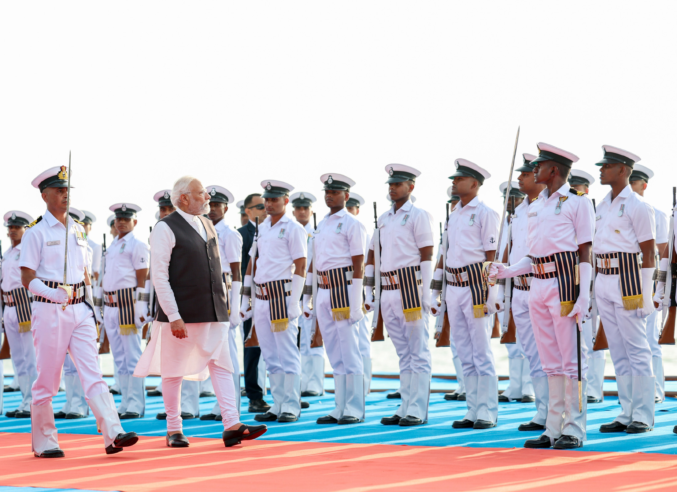 pm modi at navy day