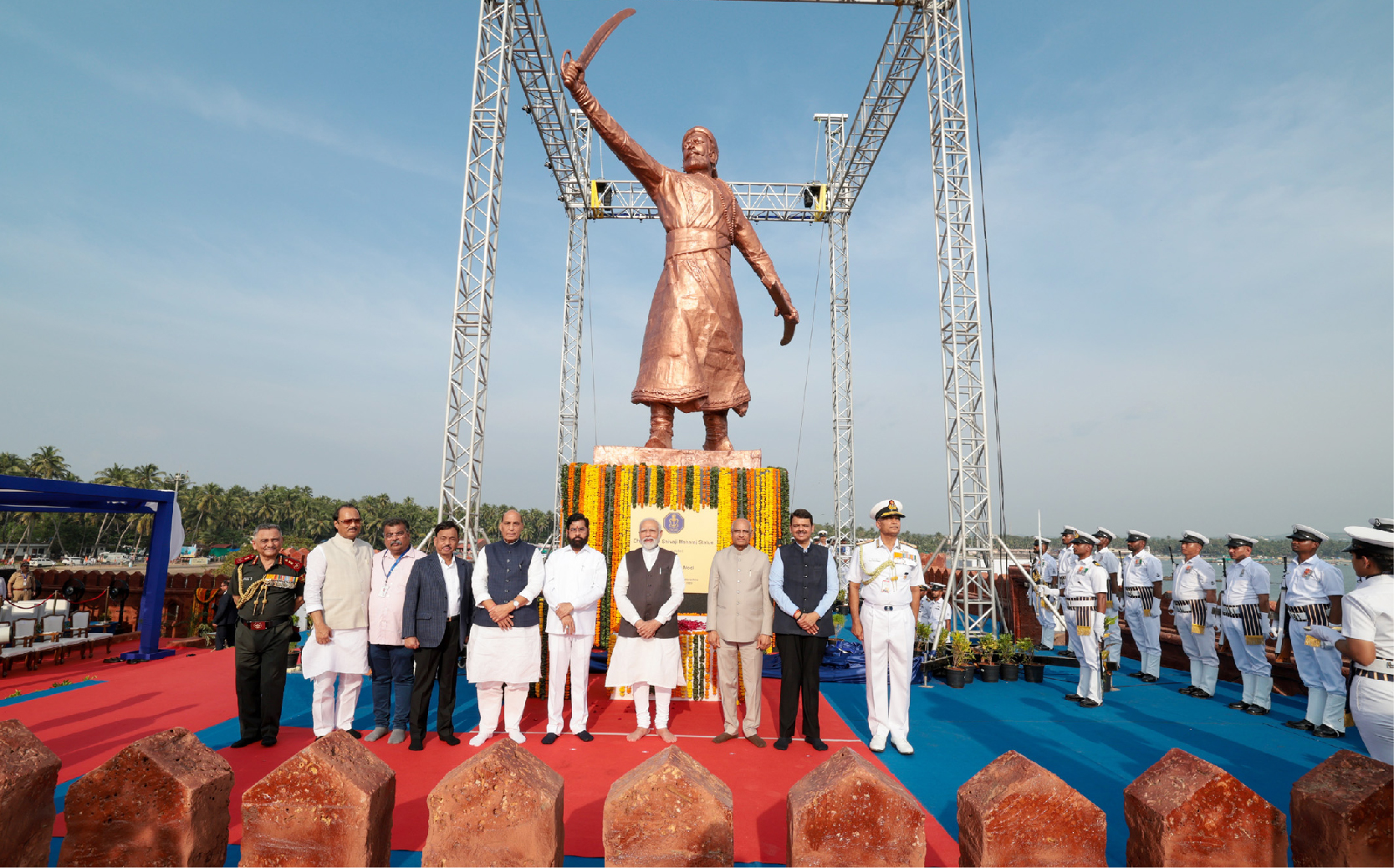 PM Unveils Statue Of Chhatrapati Shivaji Maharaj At Rajkot Fort ...