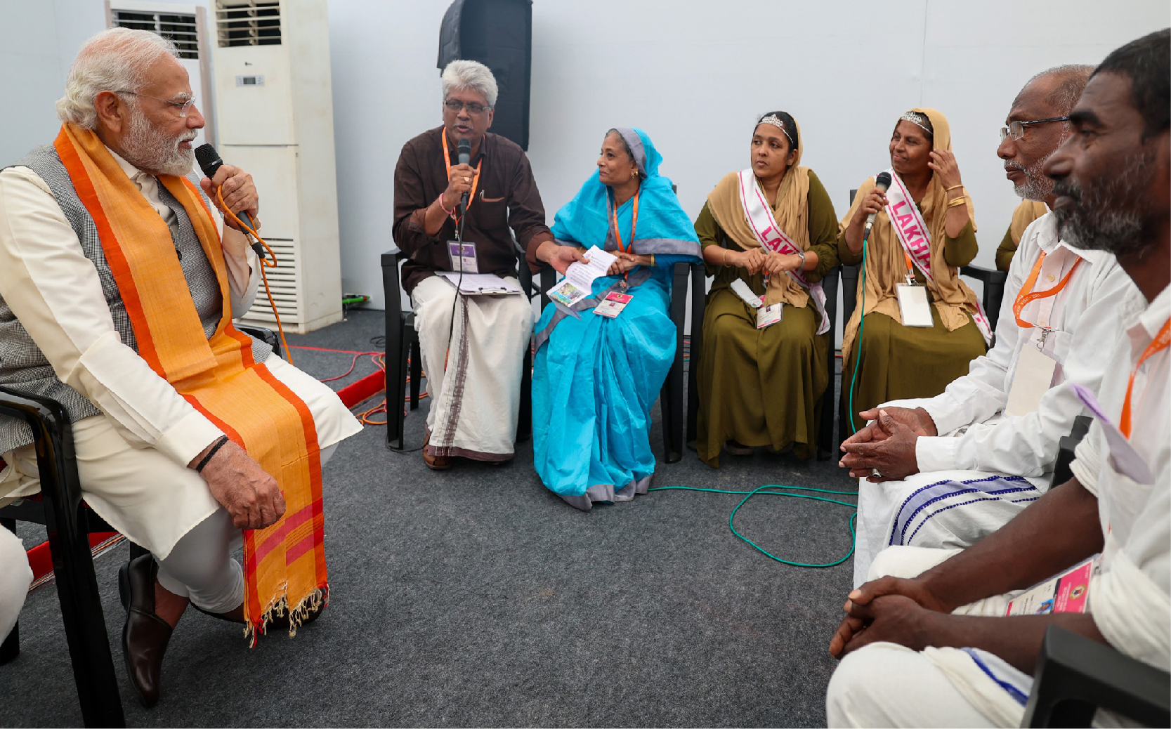 PM interacts with beneficiaries of various Government of India schemes ...