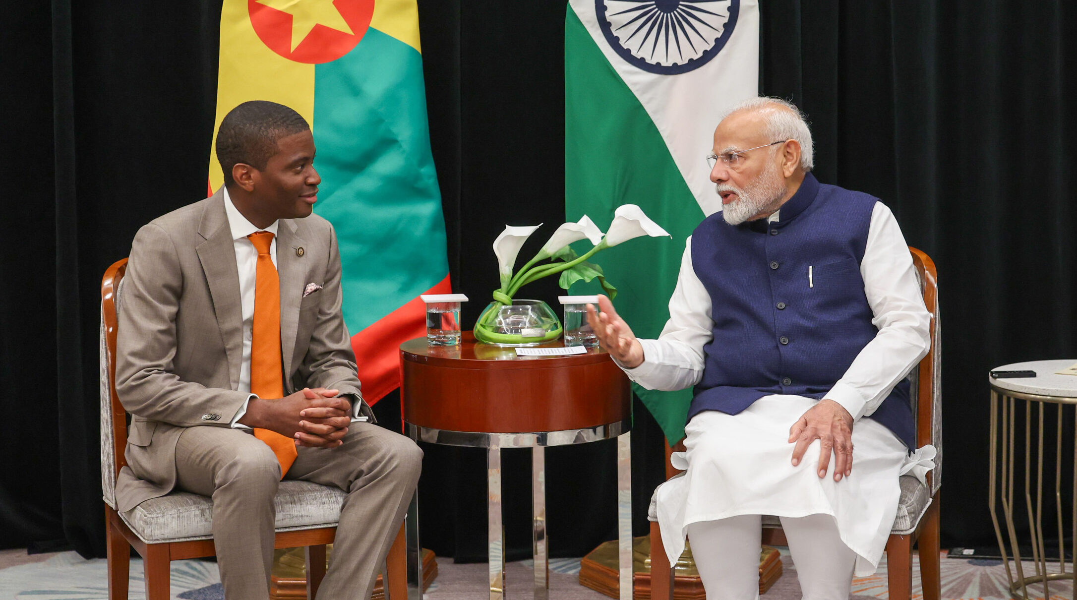 PM meets with Prime Minister of Grenada