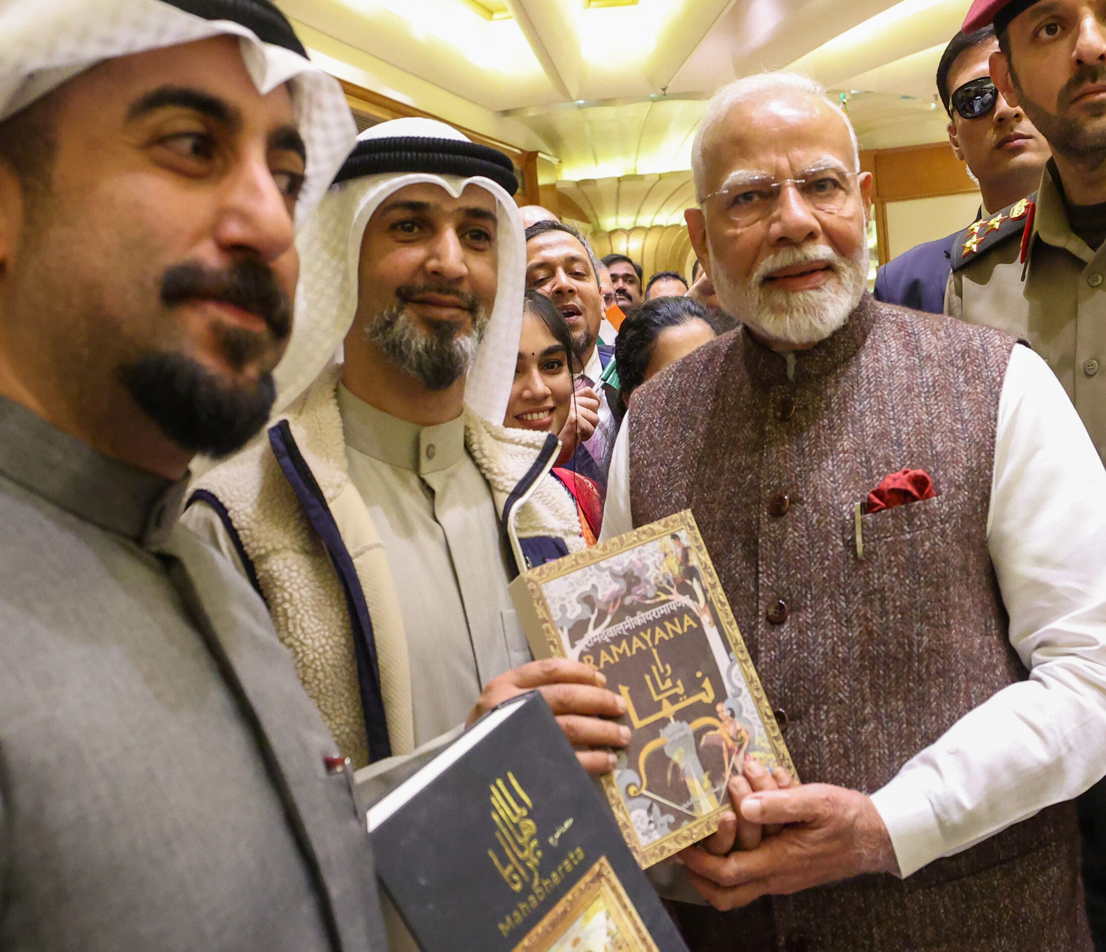 PM complements Abdullah Al-Baroun and Abdul Lateef Al-Nesef for Arabic translations of the Ramayan and Mahabharat