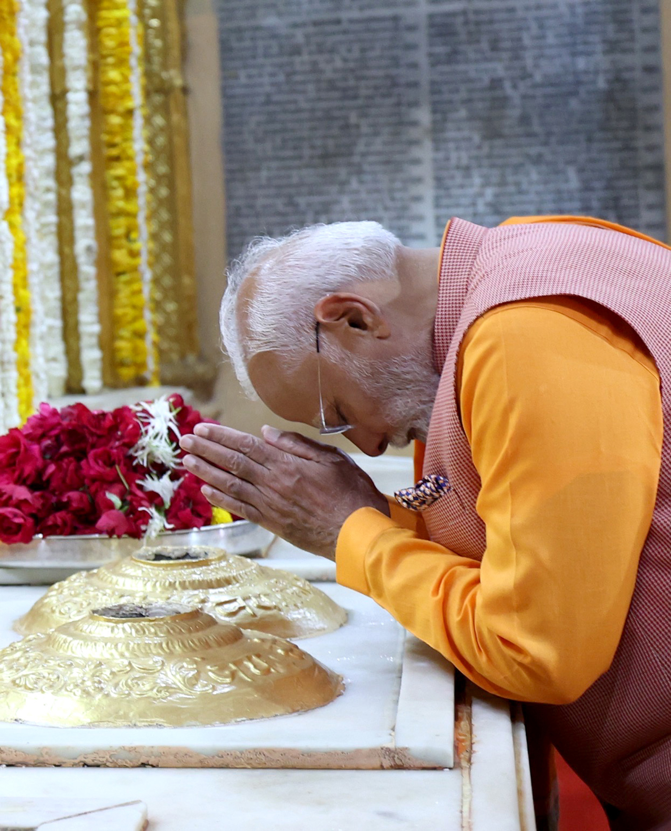 I felt blessed to have prayed at the Somnath Mandir; I prayed for the prosperity and good health of every Indian; This Temple manifests the timeless heritage and courage of our culture: PM